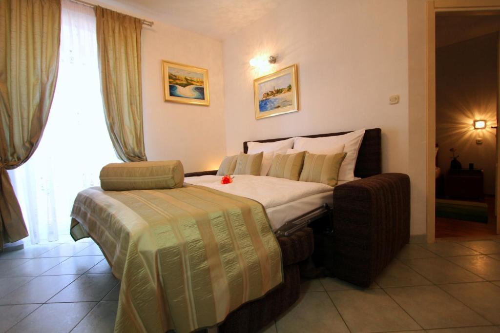 Apartments Amore Bol Pokój zdjęcie