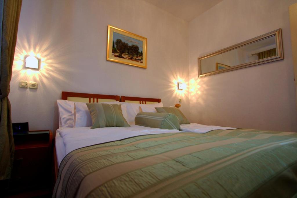 Apartments Amore Bol Pokój zdjęcie