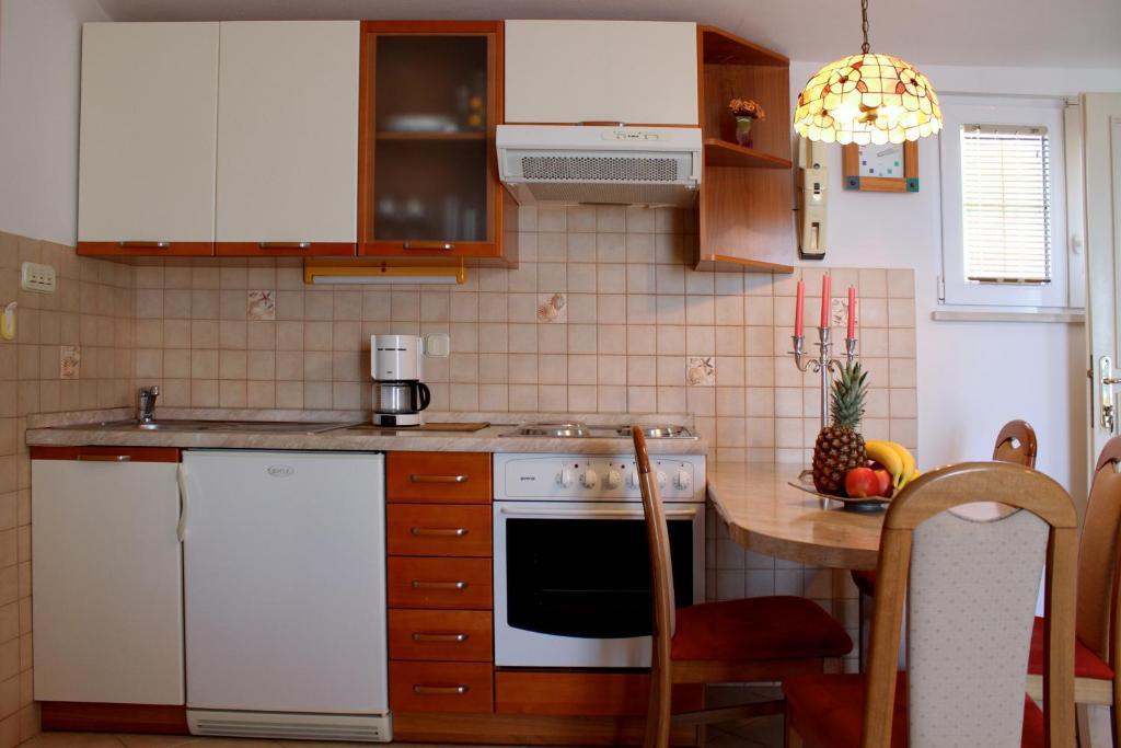Apartments Amore Bol Pokój zdjęcie