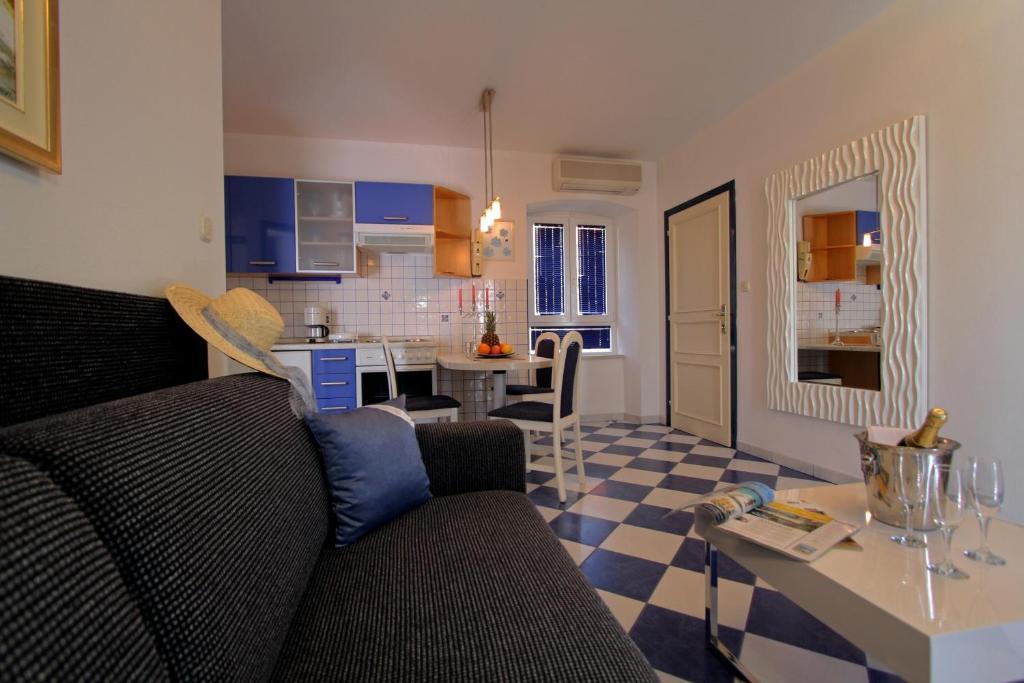 Apartments Amore Bol Pokój zdjęcie