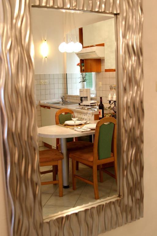 Apartments Amore Bol Pokój zdjęcie
